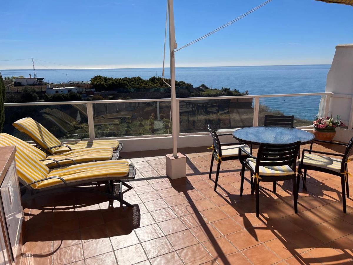 Delightful Burriana House With Magnificent Beach & Sea Views. Nerja Eksteriør bilde