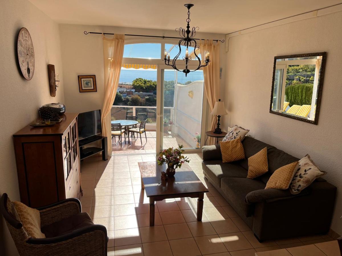 Delightful Burriana House With Magnificent Beach & Sea Views. Nerja Eksteriør bilde