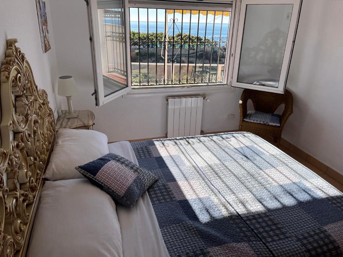 Delightful Burriana House With Magnificent Beach & Sea Views. Nerja Eksteriør bilde