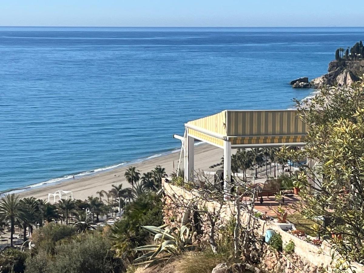Delightful Burriana House With Magnificent Beach & Sea Views. Nerja Eksteriør bilde